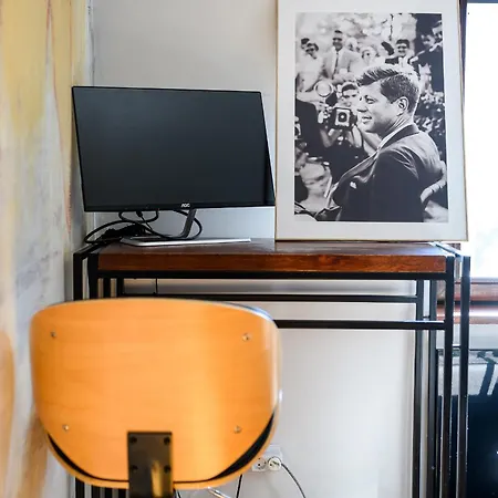 Apartment Cozy Flat In With Cinema *