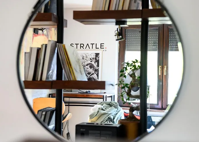 Cozy Flat In With Cinema 아파트